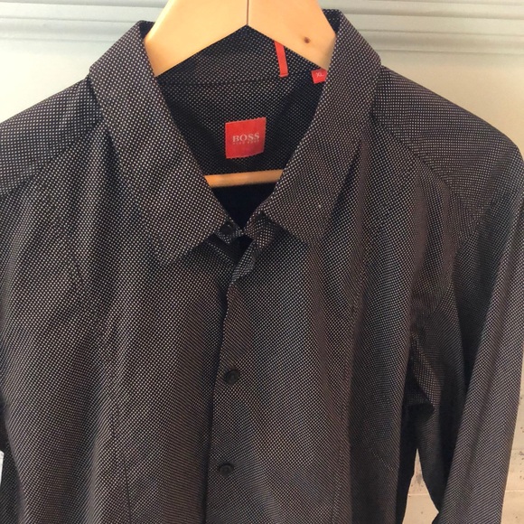 Shirt by Boss. XL - Picture 5 of 5